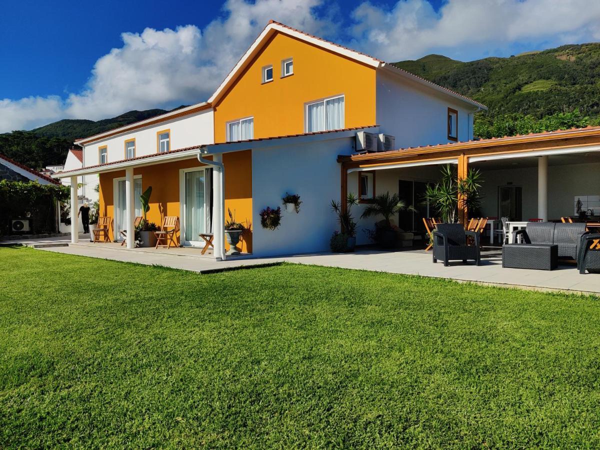 Casa D'Avo Guesthouse And Apartment Urzelina المظهر الخارجي الصورة