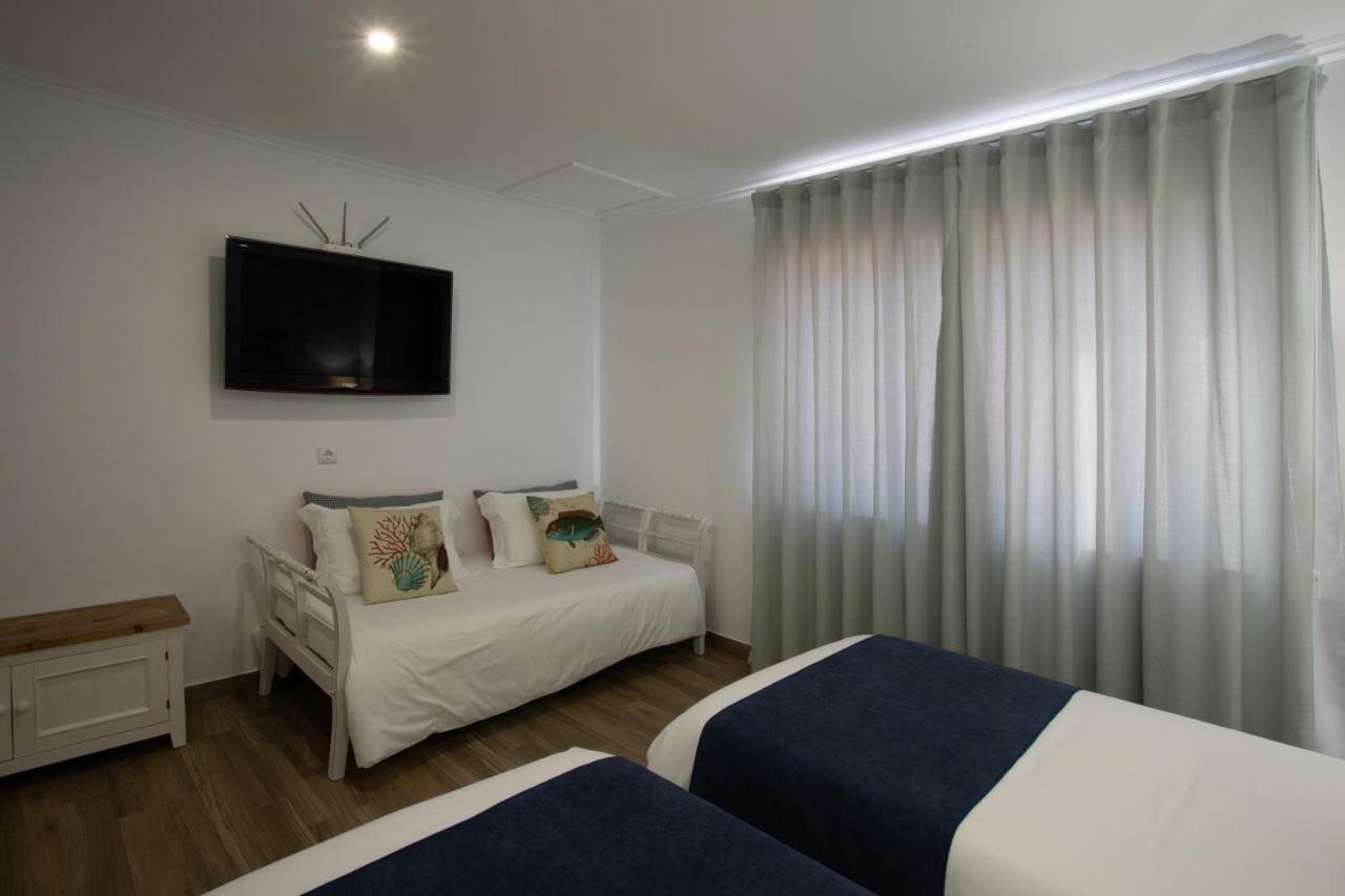 Casa D'Avo Guesthouse And Apartment Urzelina المظهر الخارجي الصورة